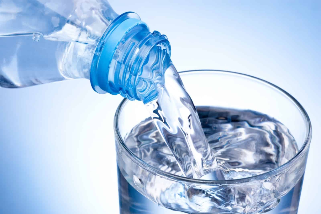 تهیه آب معدنی در خانه کنترل تشنگی در ماه رمضان