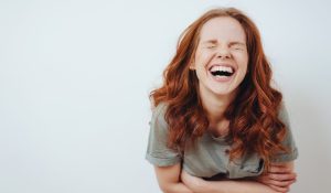 تاثیر خنده بر مغز: 5 فایده خنده برای سلامت جسم و ذهن