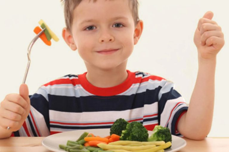 افزایش تمرکز کودکان؛ با این ۵ ماده غذایی به تقویت تمرکز کودکان کمک کنید!