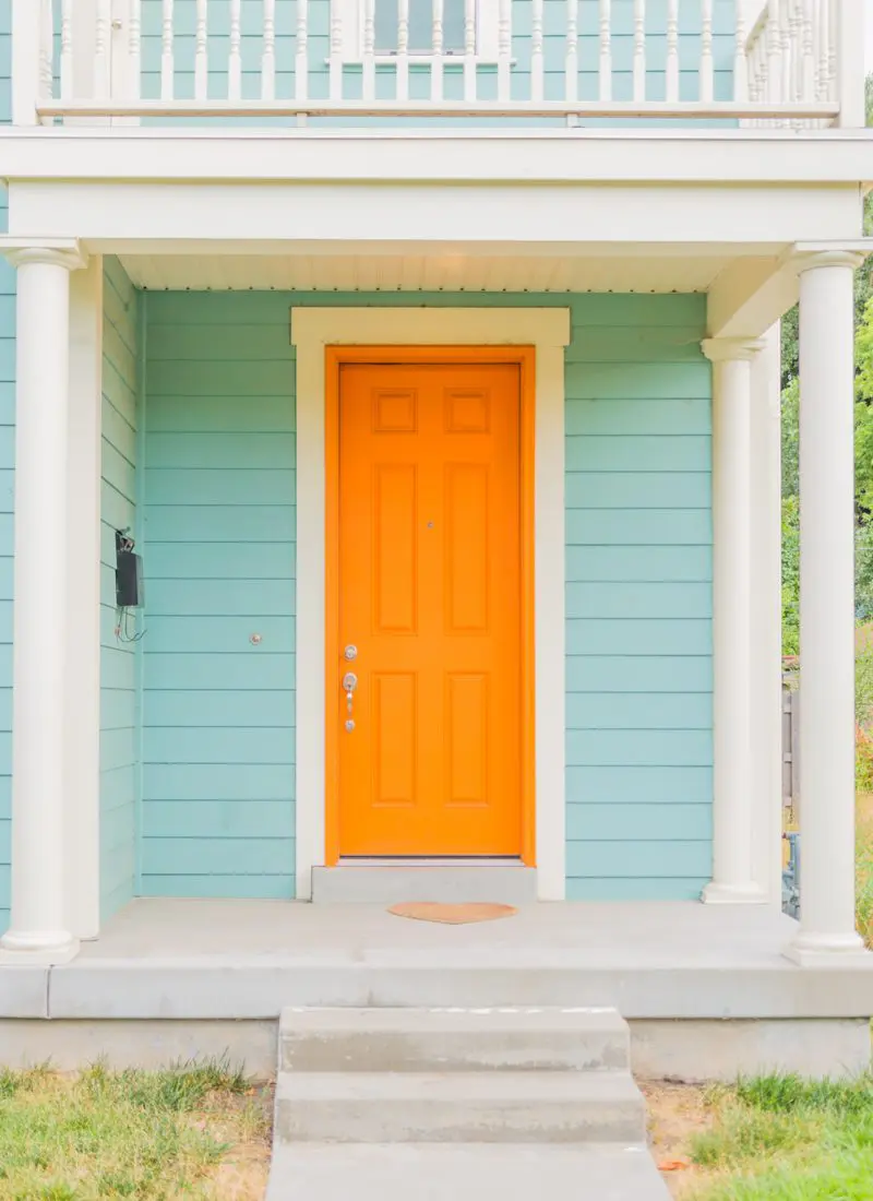 ویژگی های شخصیتی از روی رنگ درب خانه