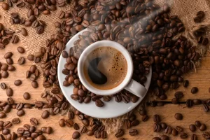 می‌خواهید خطر مرگ را از خودتان دور کنید؟ قهوه بنوشید!