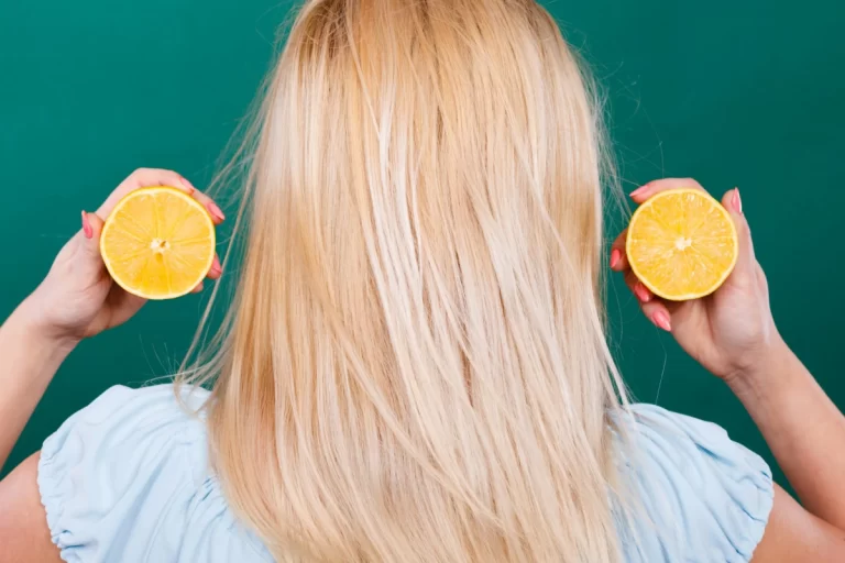 روشن کردن مو با آبلیمو: با یک روش ساده و طبیعی موها را هایلایت کنید