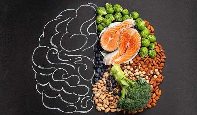 غذاهای مفید برای مغز: 11 ماده غذایی که سلامت مغز را بهبود می‌دهد!