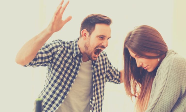 ۶ استراتژی موثر برای برخورد با شوهر عصبانی!