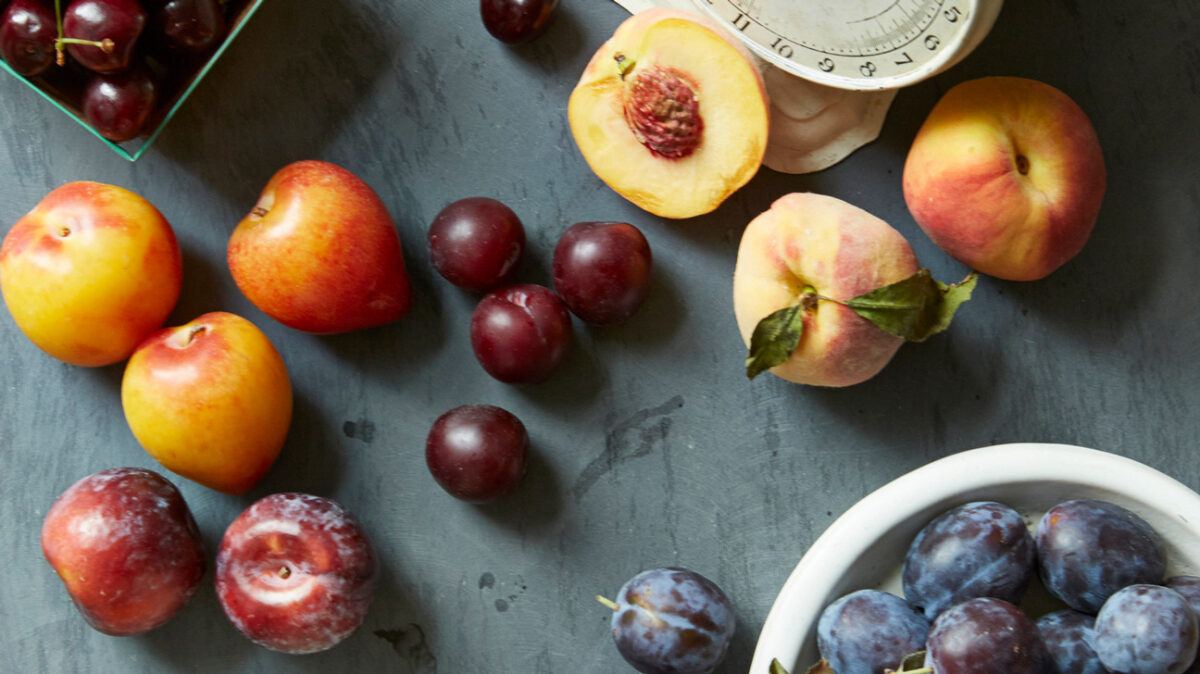 میوه ها چگونه به کاهش وزن کمک می کنند؟