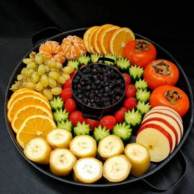 چیدمان میوه در انواع ظروف میوه خوری برای عید 1403 (20 ایده جدید)