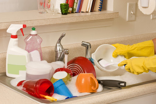در طول روز آشپزخانه را تمیز و مرتب نگهدارید