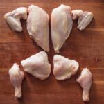 ساده ترین روش خرد کردن اصولی مرغ در 5 دقیقه (یه عمر مرغ رو اشتباه خرد می کردیم)