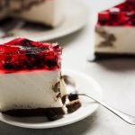 دسر انار با بیسکویت پتی بور و نشاسته