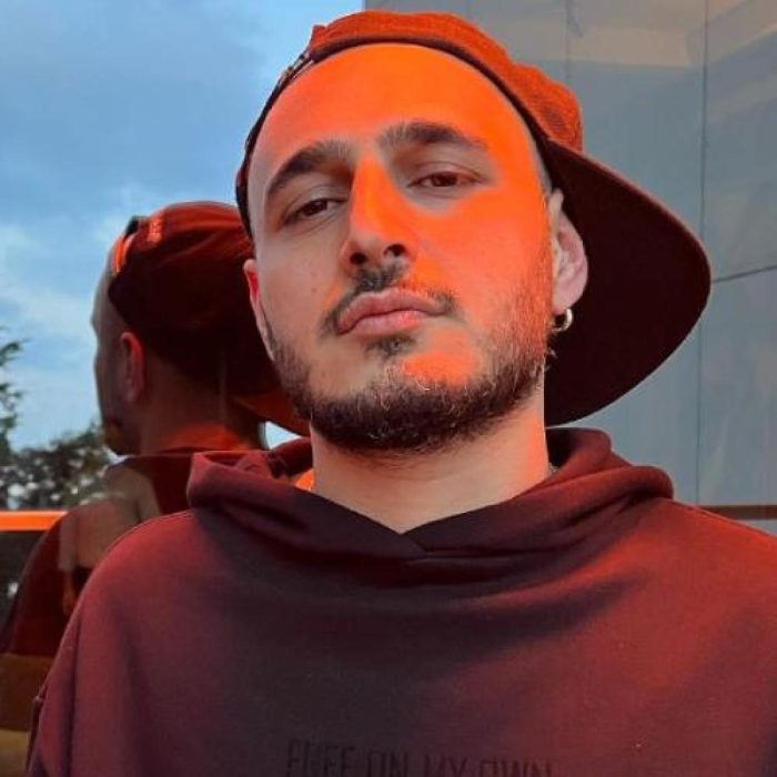 شهرت و آثار شاخص سپهر خلسه