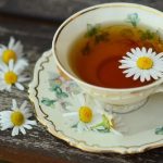 دمنوش بابونه برای رفلاکس معده